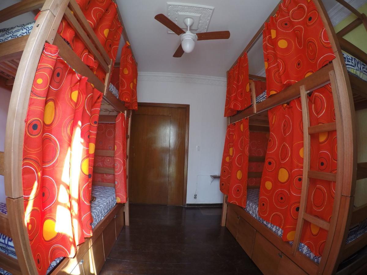 Cama em Dormitório Misto com 4 Camas